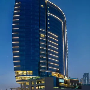 Radisson Blu Hotel, Canal View Дубай